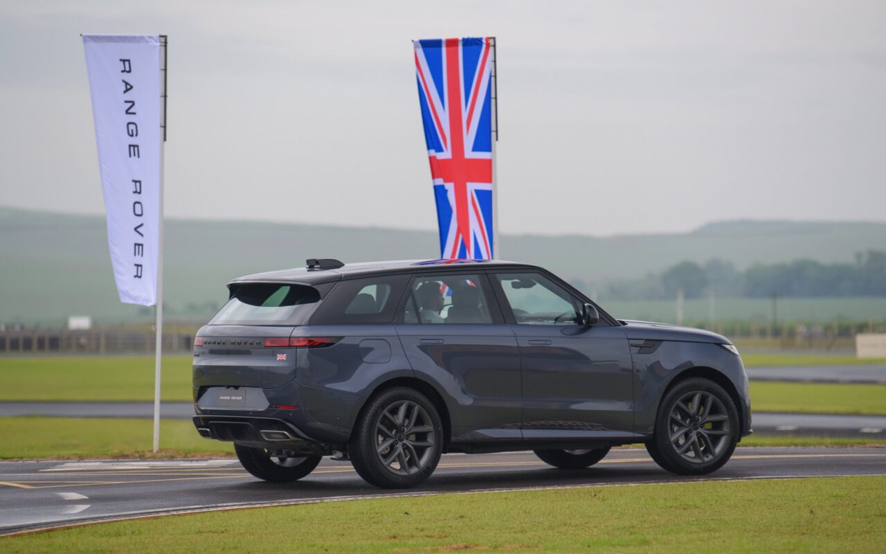 Novo Range Rover Sport de R$ 1 milhão desafia logística de alta renda em Alagoas