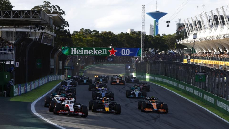 Grid de largada da Fórmula 1, categoria que contará com o piloto regional a partir de 2027