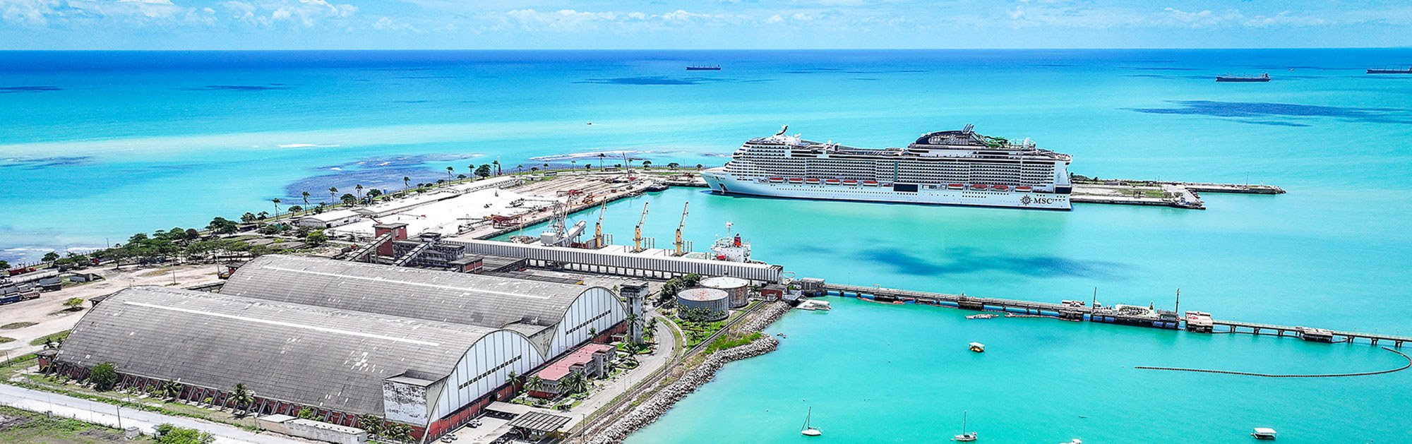 Navio da MSC atracado no Porto de Maceió, que prevê R$ 150 milhões em obras até 2027